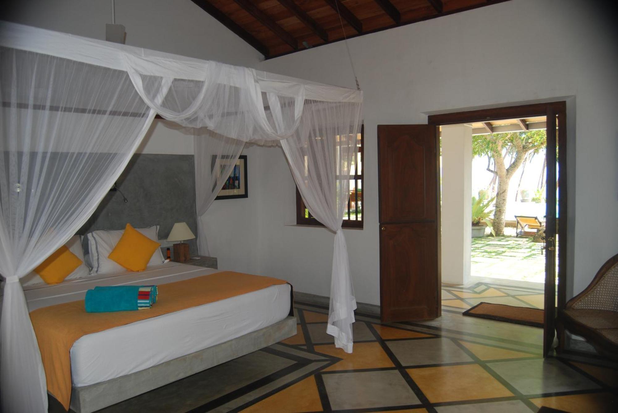 The Saffron House Hotell Dikwella Eksteriør bilde